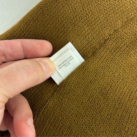 LEVI’S Camo Olive Green Ribbed Knit Super Soft Reversible Beanie Hat - Picture 8 of 10